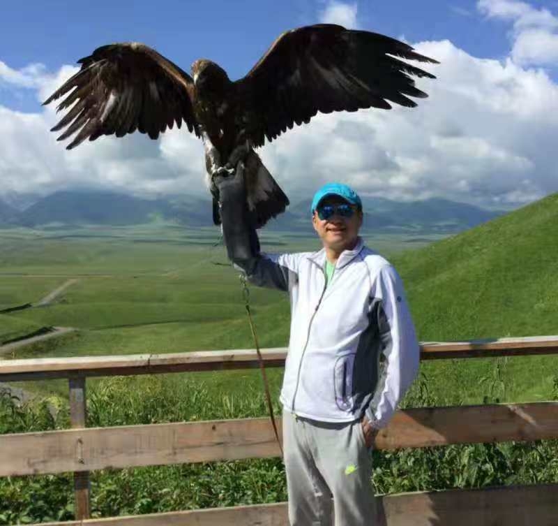 怀抱清风的第一张照片--陕西认干亲服务网