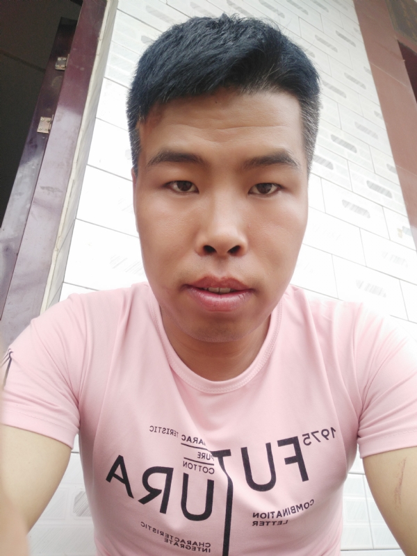 守护爱情的第一张照片--陕西认干亲服务网