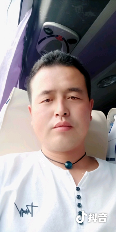 瞬间被爱上的第一张照片--陕西认干亲服务网