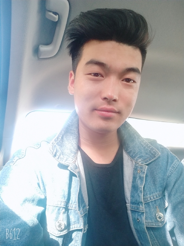 吉吉国王的第一张照片--陕西认干亲服务网