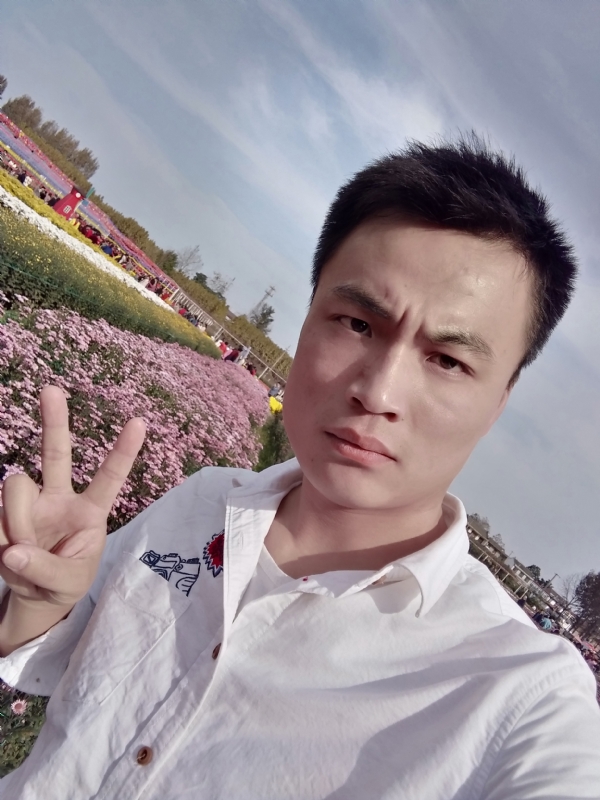 心碎无痕的第二张照片--陕西认干亲服务网