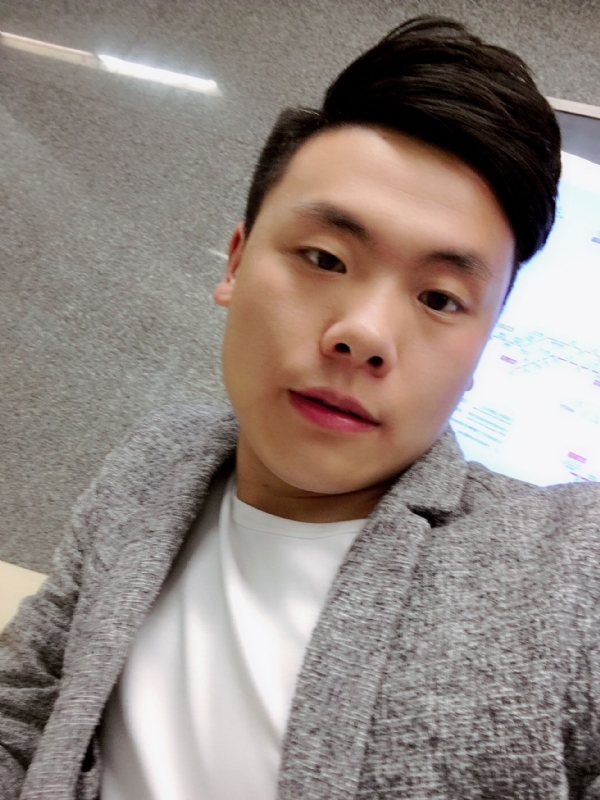 王先生的第一张照片--陕西认干亲服务网